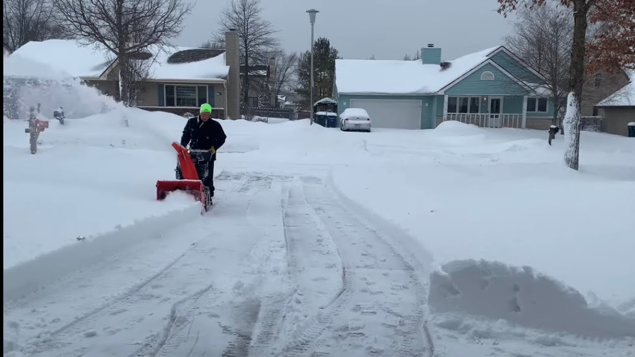Ariens SHO vs 12”