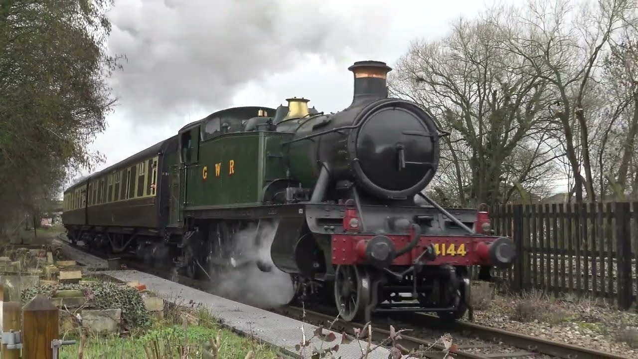 GWR 4144 The Sound of the GWR on a Rainy Day Didcot Railway Centre 150226
