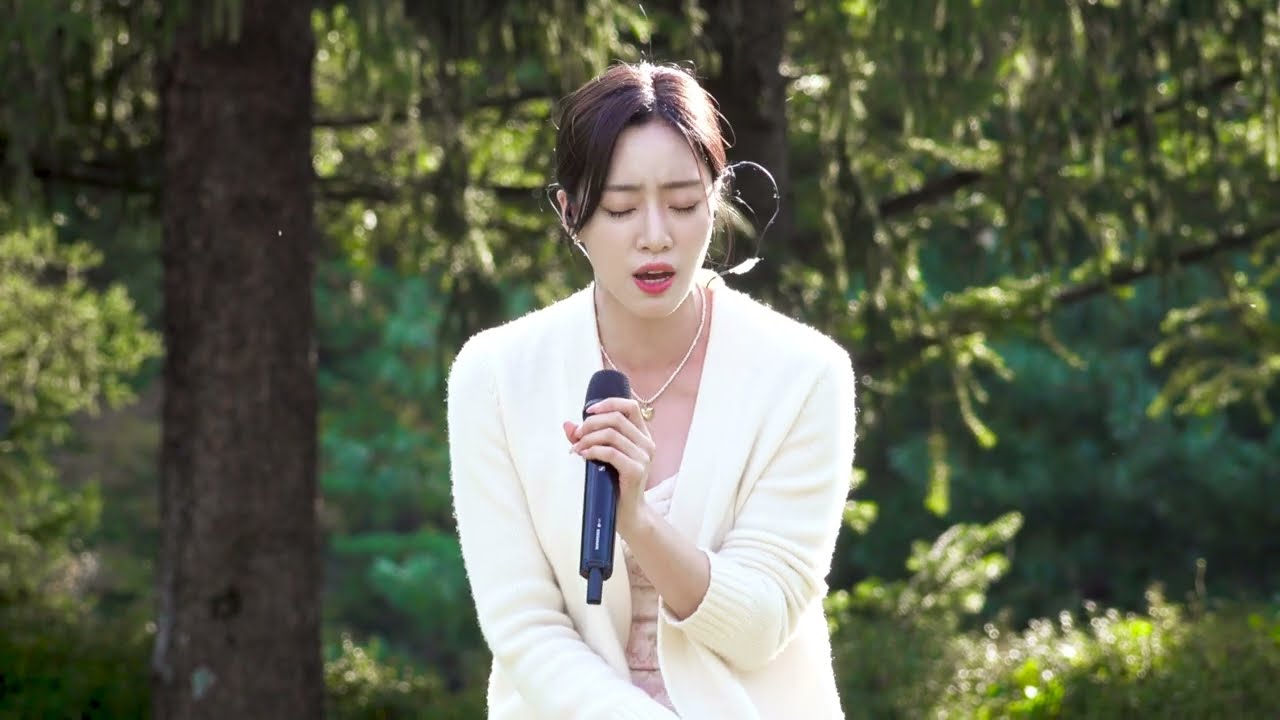 함은정(Eunjung)  I Believe 뮤직인더트립 단양 버스킹 직캠 231011