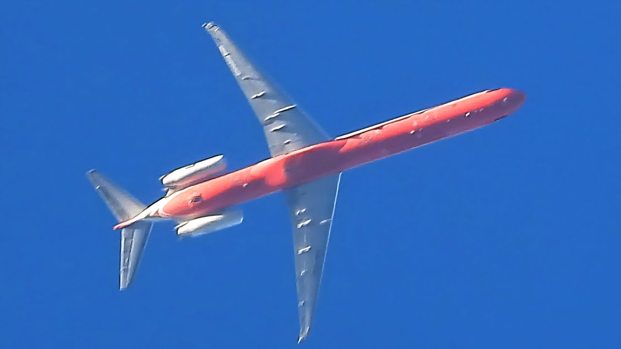 Aeronaves TSM MD-82F (01)
