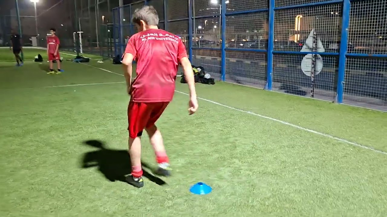 Topic : Workout for accurate passing, combination play and transitions 