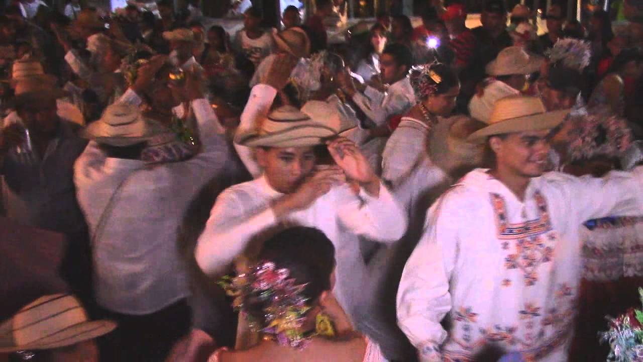 Desfile a la Pollera-Carnavales Penonomé-Coclé Social Channel