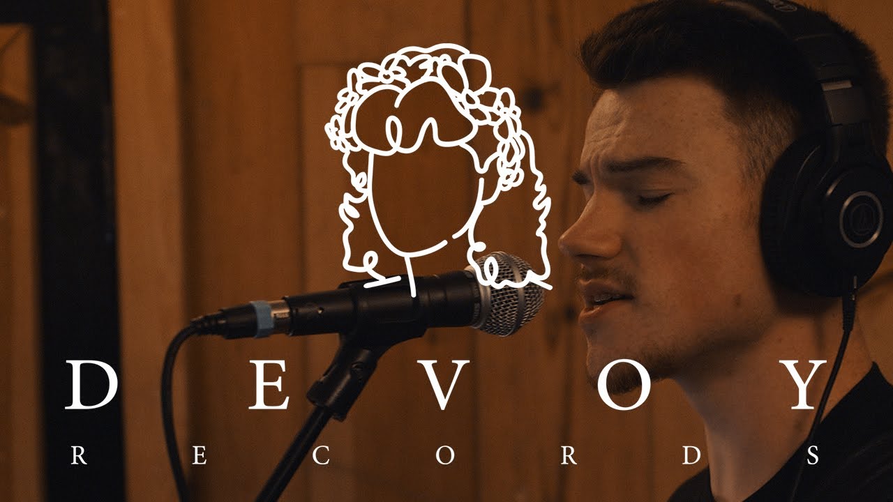 KÎND - Piercing Light (Live) | Devoy Records