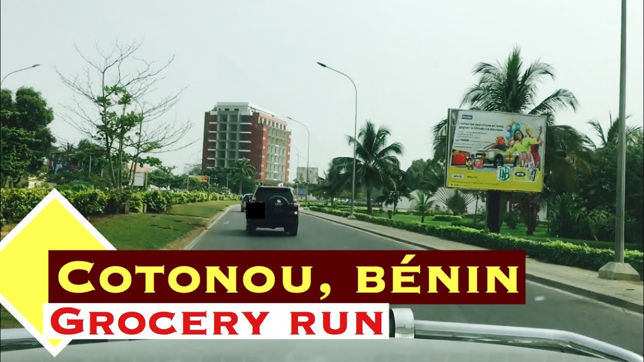 Cotonou Bénin Traffic Grocery Run