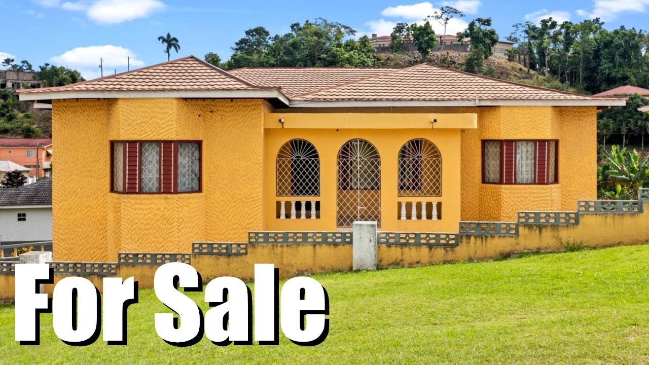 5 Bedrooms 3 Bathrooms House For Sale at Woodlawn Mews, Mandeville, Manchester, Jamaica