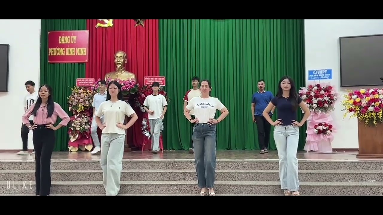 Ca khúc: Thế là 365 ngày. Thơ: Trung Tuấn