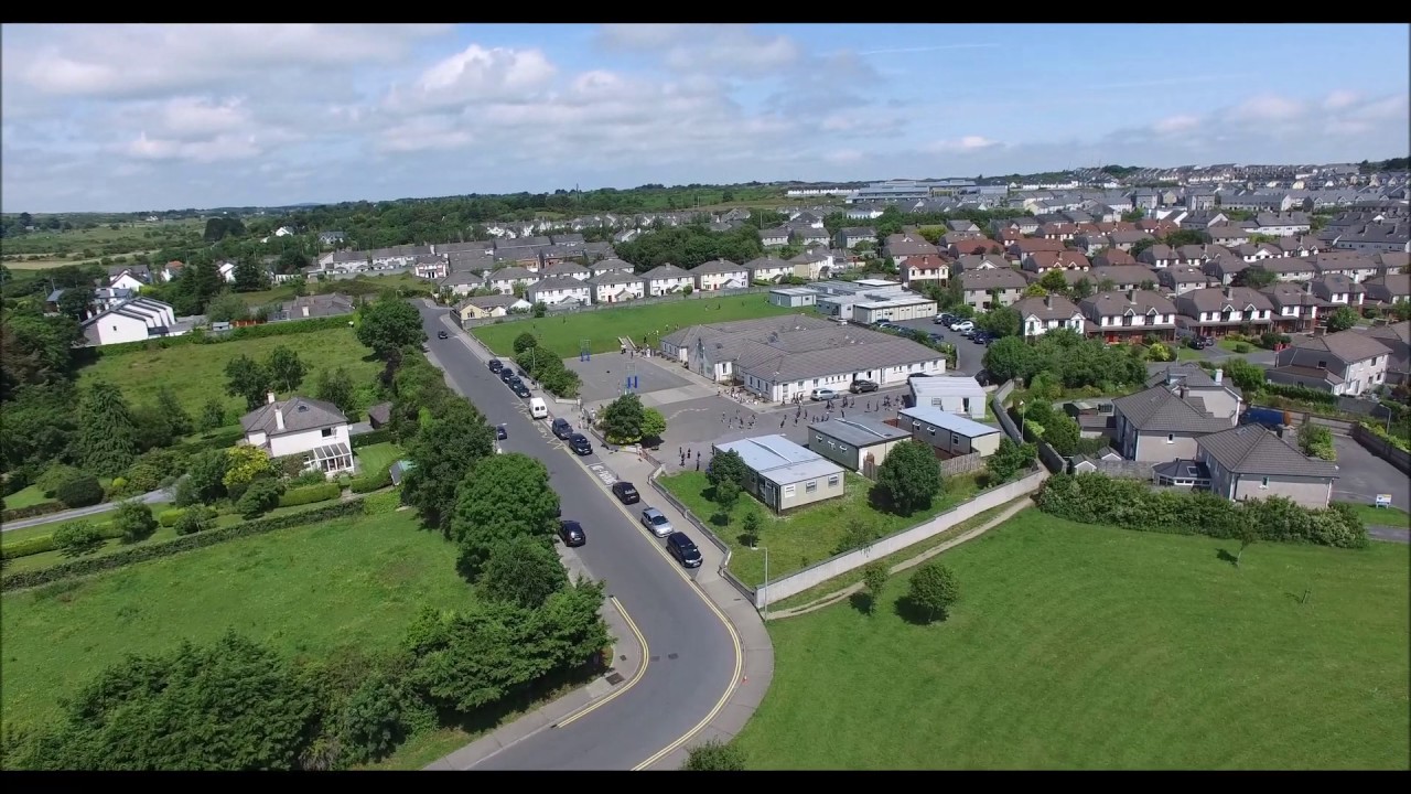 Gaelscoil Mhic Amhlaigh