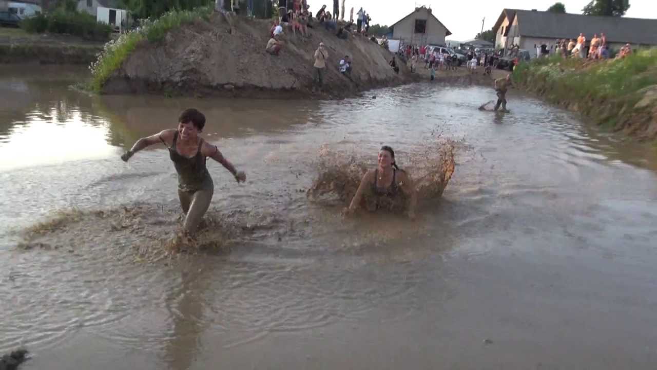 MUD PARTY
