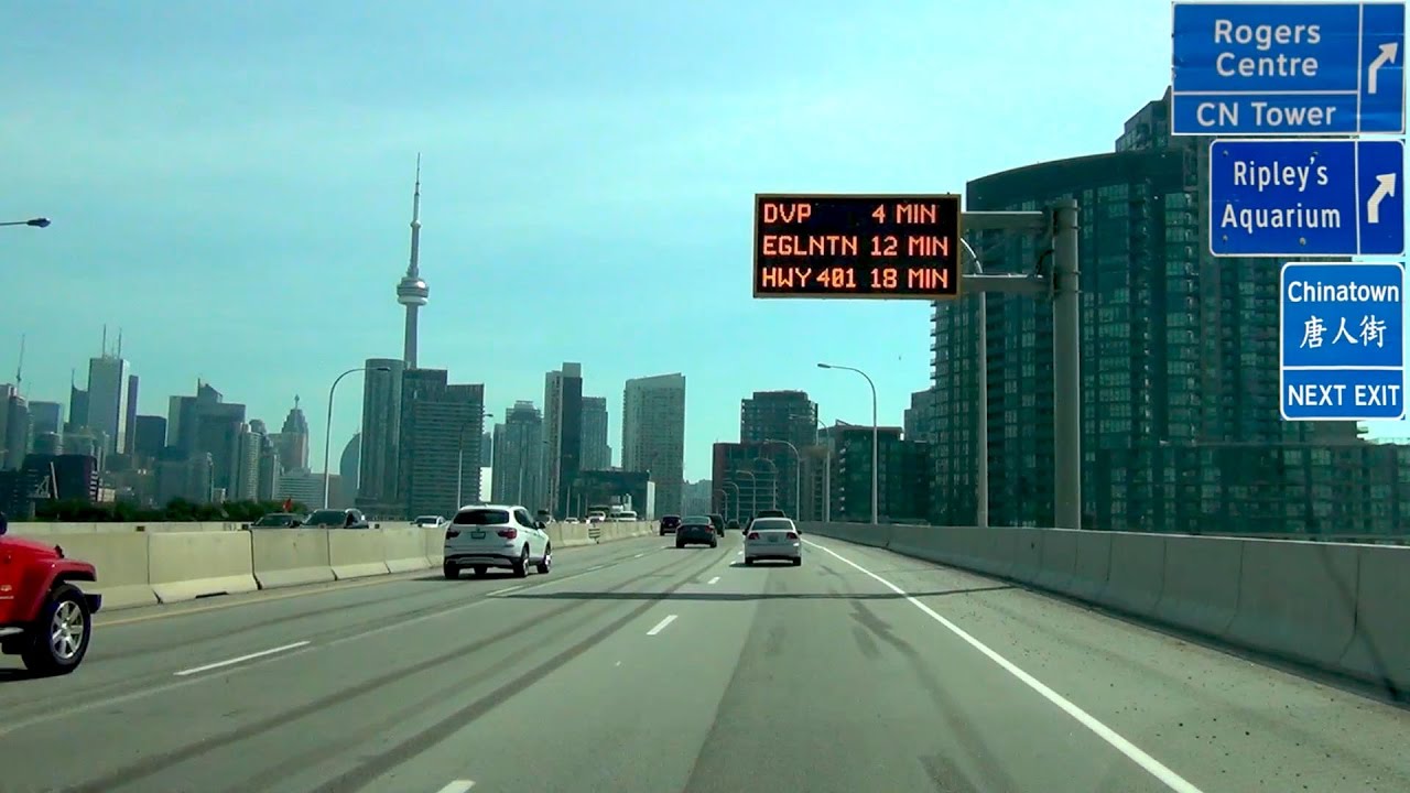 Toronto, Ontario - Gardiner Expressway