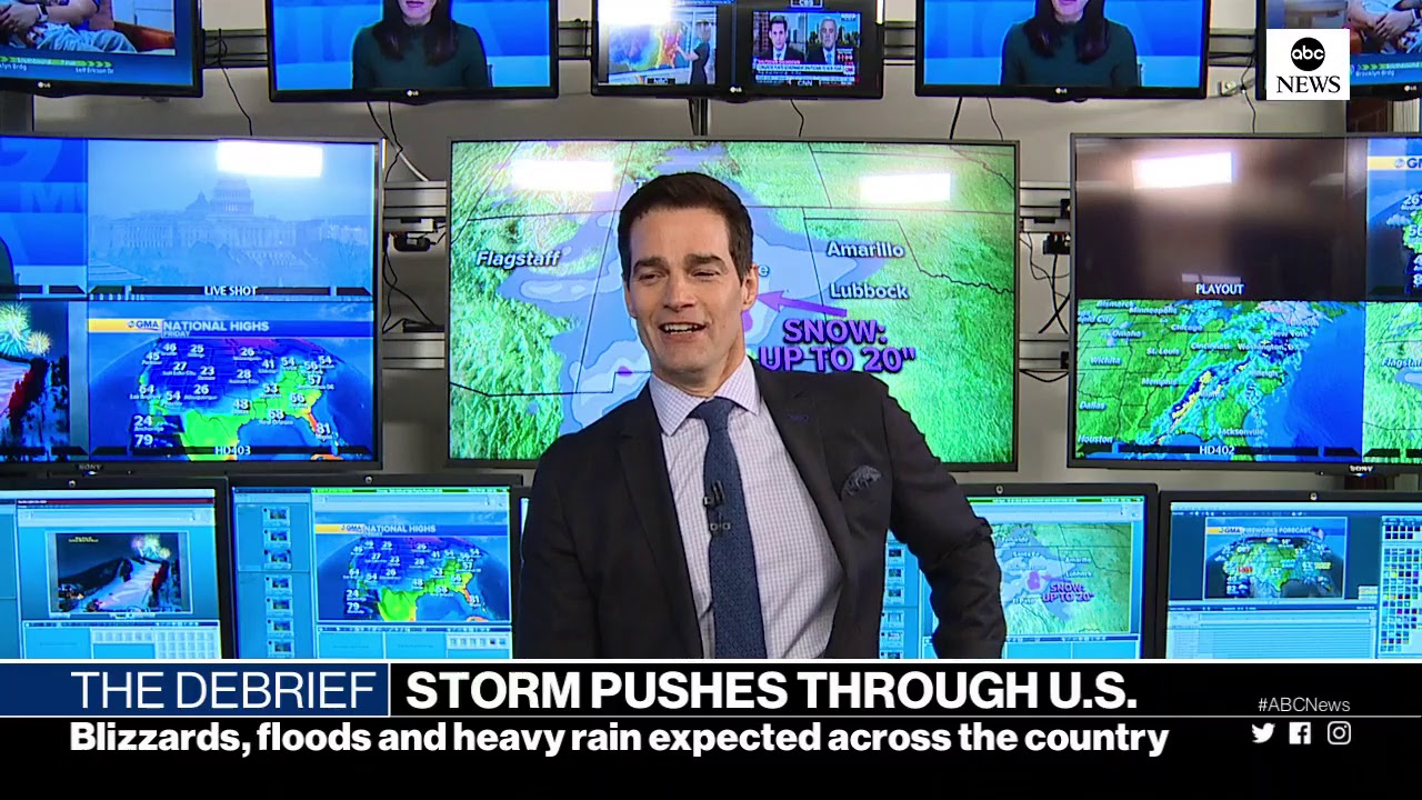 The Debrief: Sec. Nielsen visits border, government shutdown, NY transformer explosion | ABC News