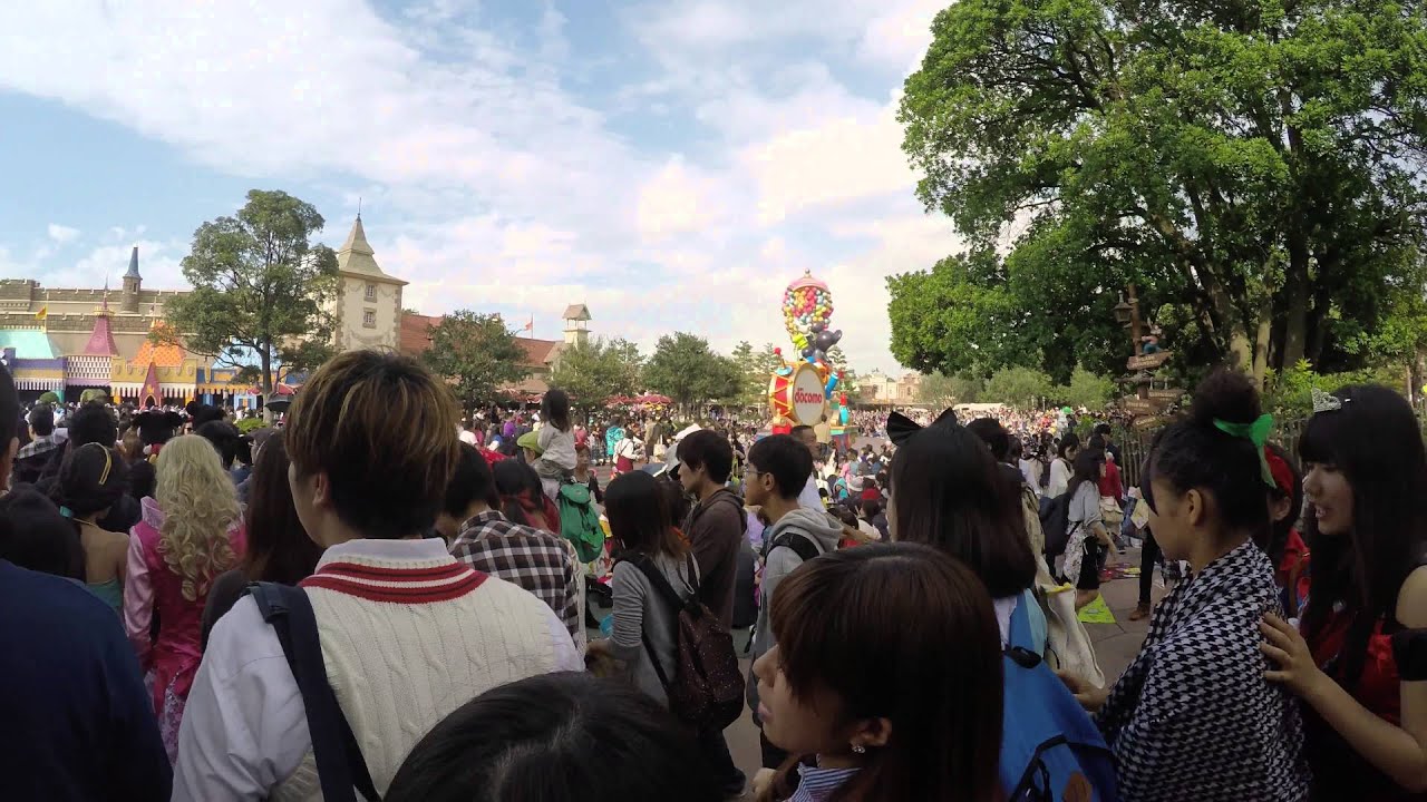 Tokyo Disneyland (東京ディズニーランド) Walk-around Japan 4K (Ultra HD)