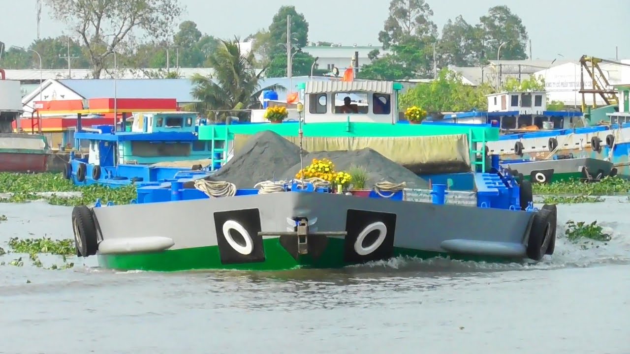 SÀ LAN DẦY ĐẶC TRÊN SÔNG TẮC CẬU