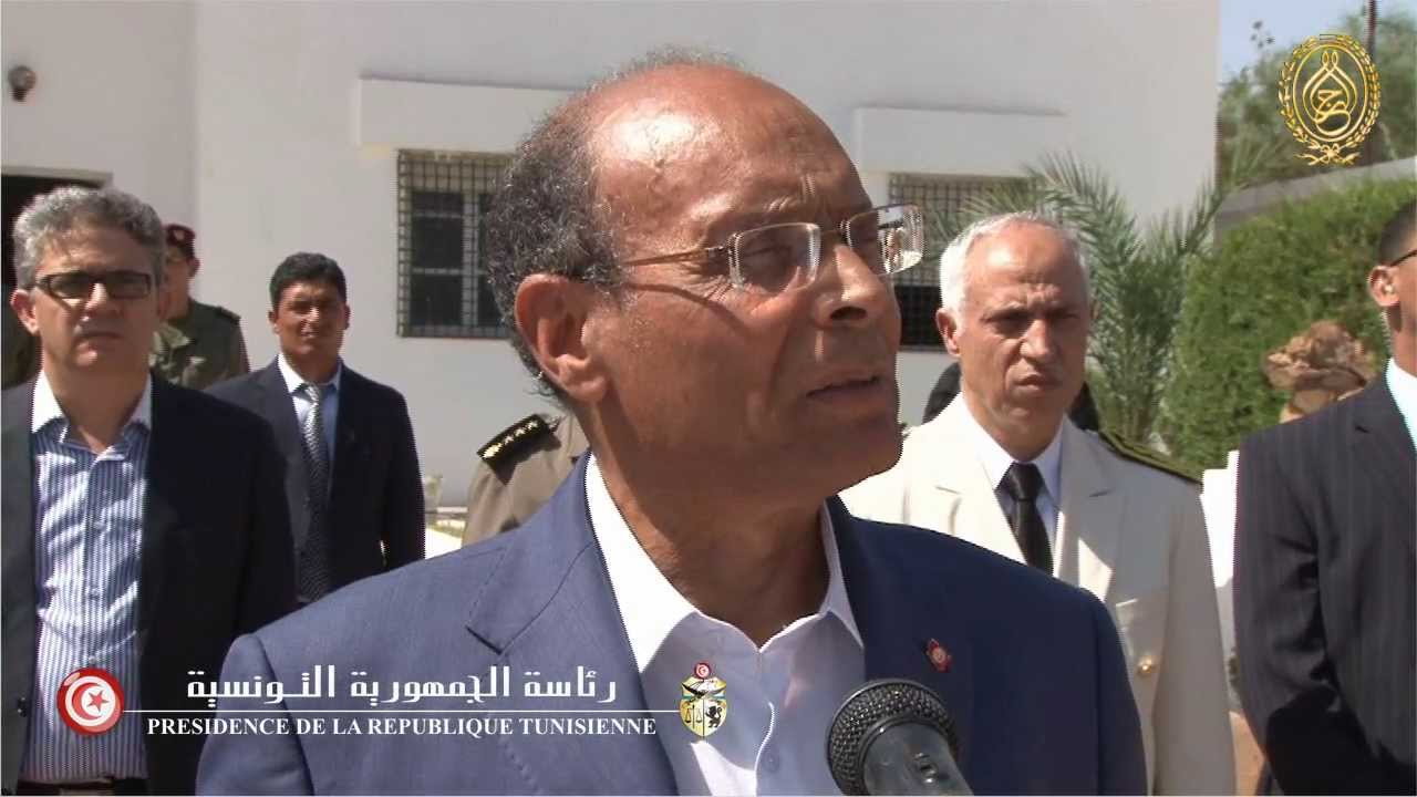 موكب تأبين لشهداء الوطن ثكنة محمد كشك فوج 11 مشاة ميكانيكية بالقصرين