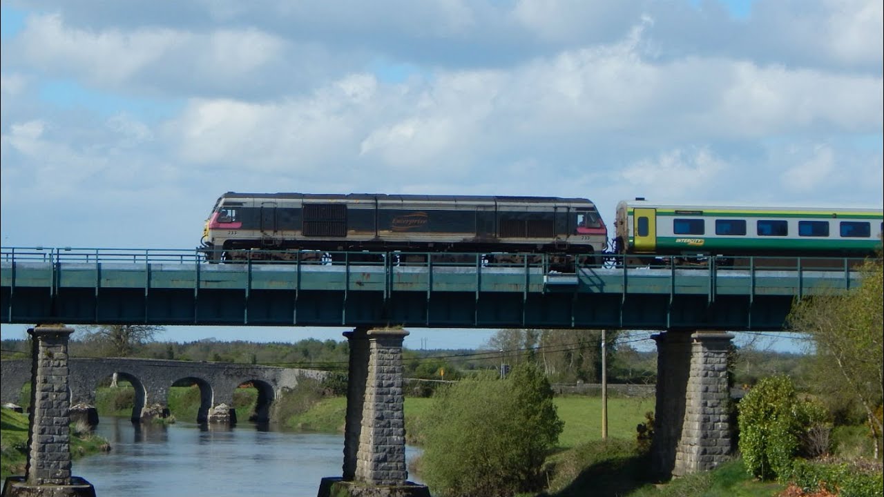 Irish Rail Freight and Passenger Trains at Monasterevin 27-4-2015