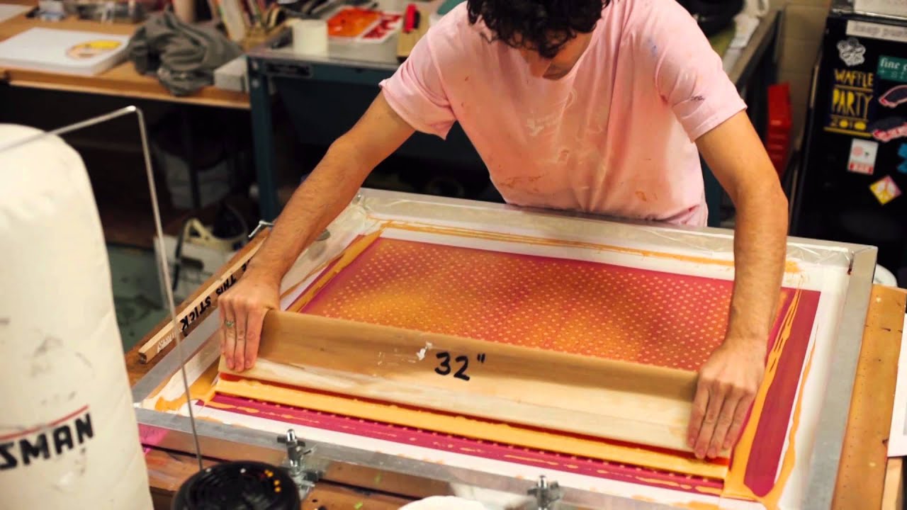 Screen Printing Gold Polka Dot Wrapping Paper