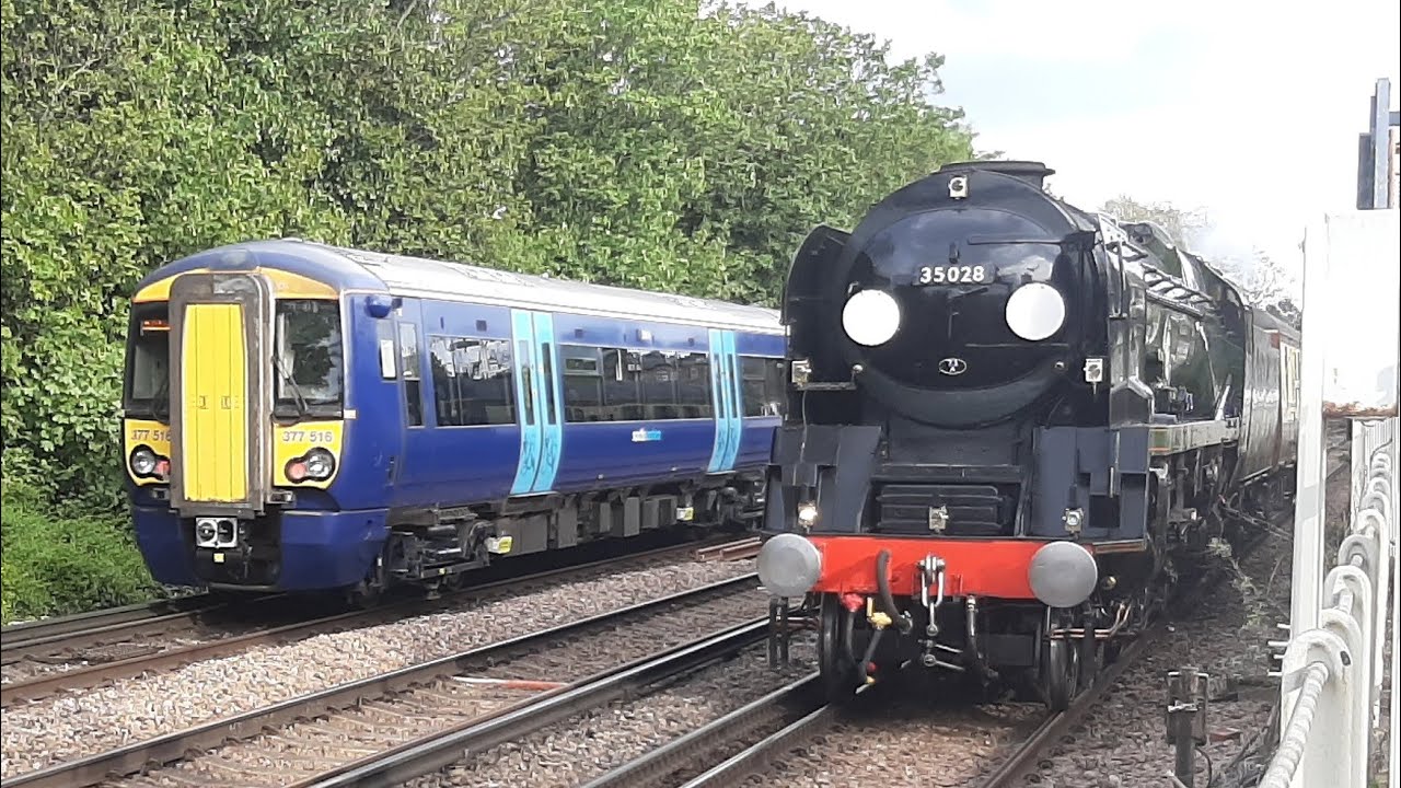 Merchant Navy 35028 Clan Line at Wandsworth Road (featuring some SE Units) 7/5/21
