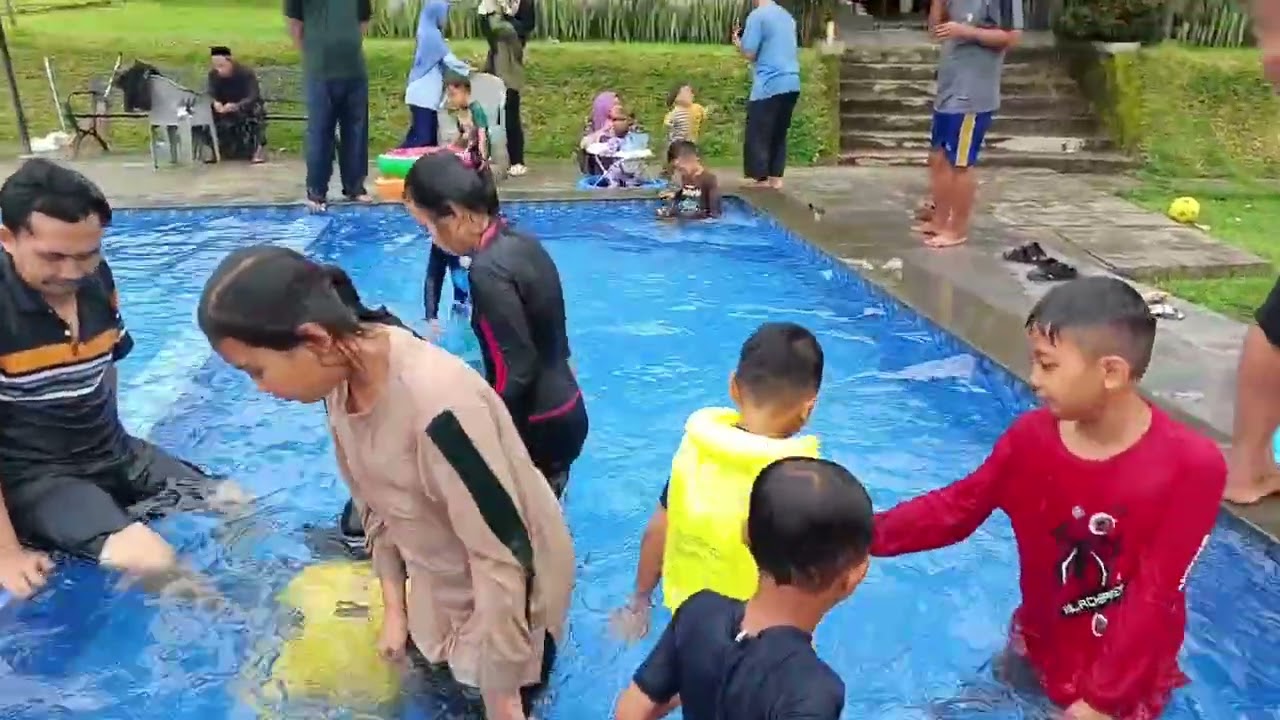 Games renang di ultah dodo