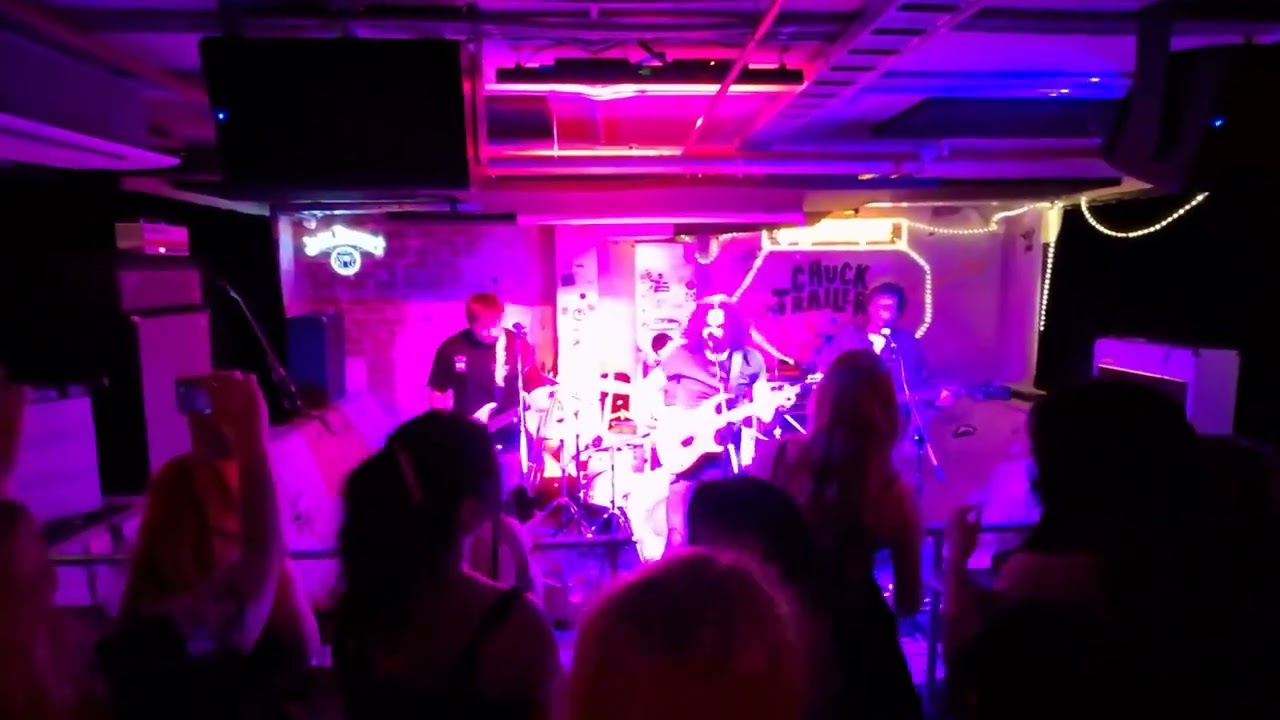 Two hands Live Set - Buffalo