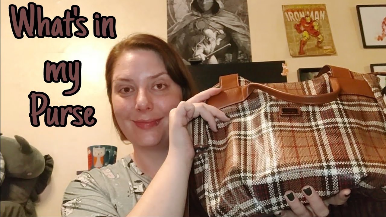 What's in my purse? | Clean out & Organization
