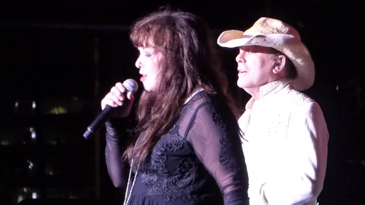 Heart & Cheap Trick - Love Hurts (Live)