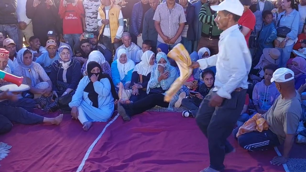 الجمع بين الهيت والرقص الغرباوي