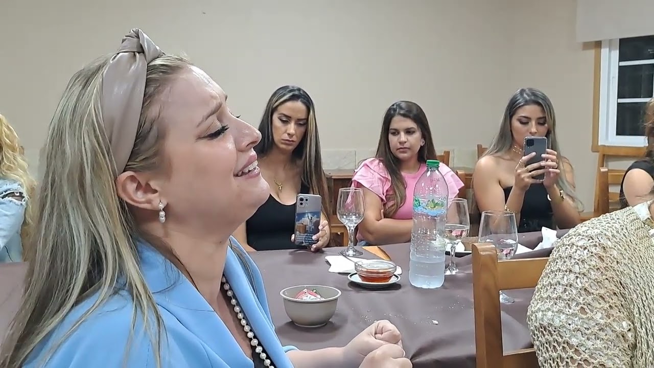 después de cenar con Zenón y Eli