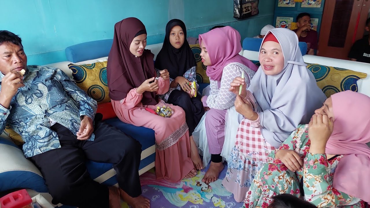 part 3, Suasana Lebaran Idul Fitri Di Kampung Bikin Kangen, Berkunjung Ke Rumah Nenek