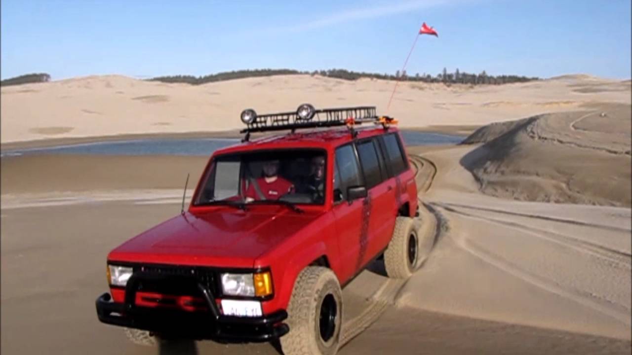 Isuzu Trooper fun Oregon Dunes, Florence Oregon Quick sand, River Road