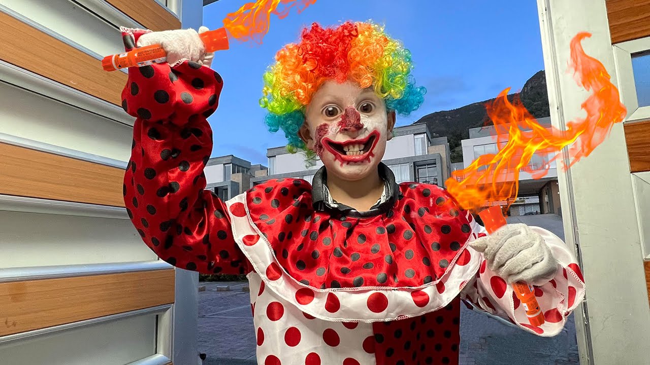 COMPRE un NUEVO PAYASO de LA DEEP WEB *¡¡ MIDE 90 CENTIMETROS!! ES PIN PON