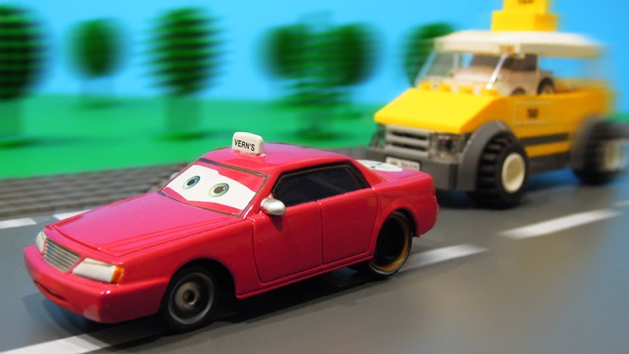 Super Taxi! - Cars StopMotion