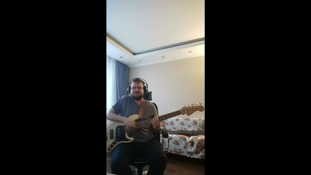 2SICH - It's getting cold (Bass playalong)