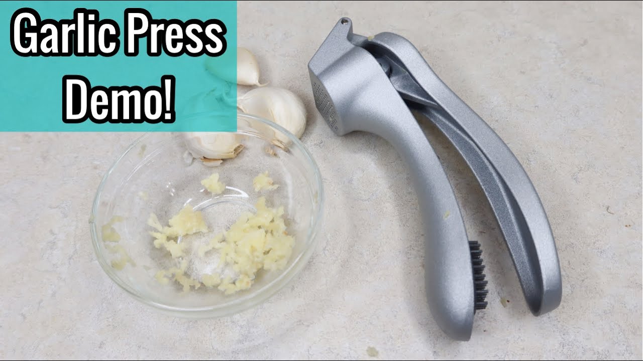 Pampered Chef Garlic Press Demo