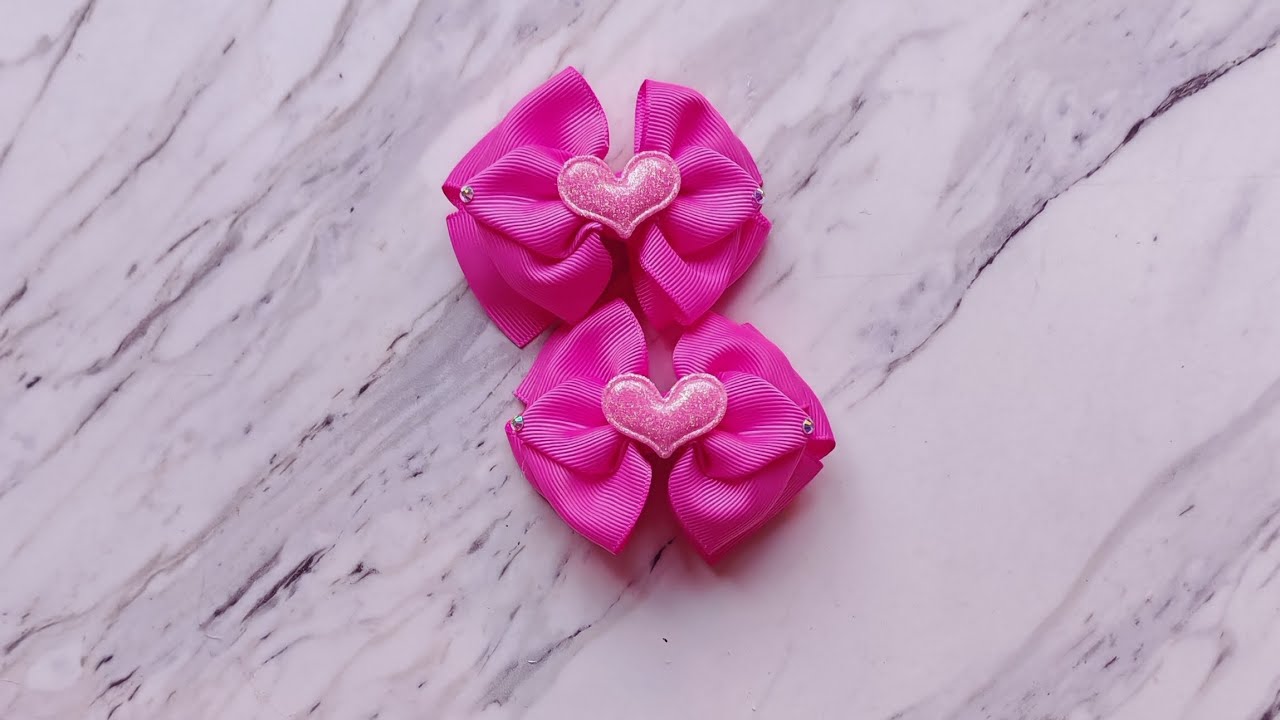 PAR DE MOÑOS COLIBRI ELABORADOS CON LISTÓN DE 3.8CM DE ANCHO 🎀