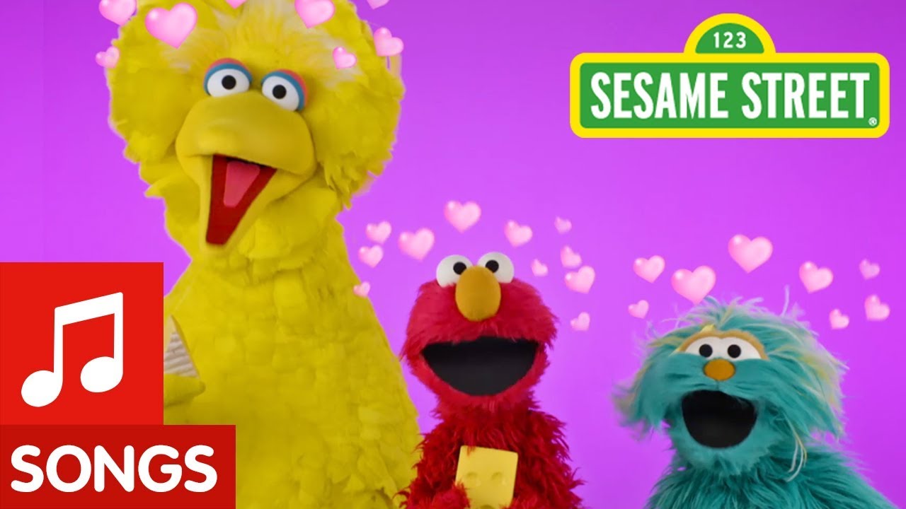 Sesame Street: Monster on the Street (Farmer in the Dell)