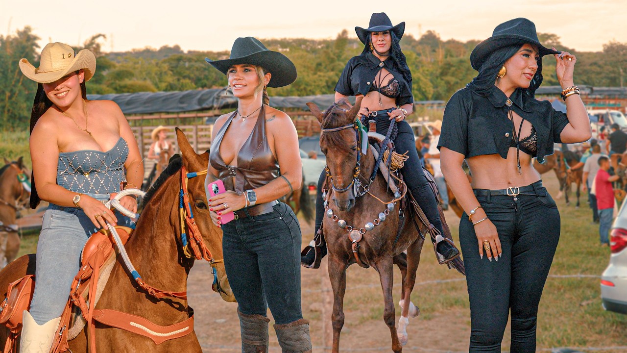 Imperdible DESFILE A CABALLO en COLOMBIA 😍 Andaluc&iacute;a - Valle 2026 🐴