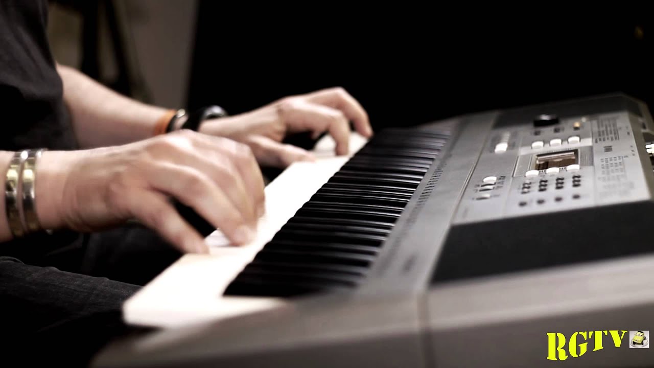 Yamaha PSR-E353 Demo Piano e Arranger by Andrea Girbaudo