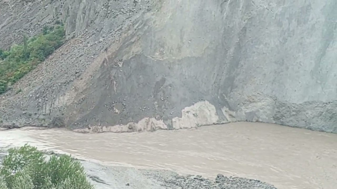 Got a clip of the scary flood of Meragram 1|Upper Chitral