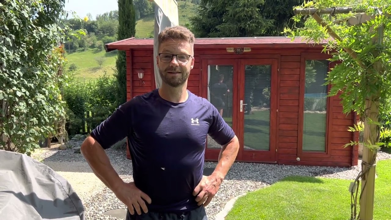 Sch&ouml;ner Rasen durch Rasen Renovation