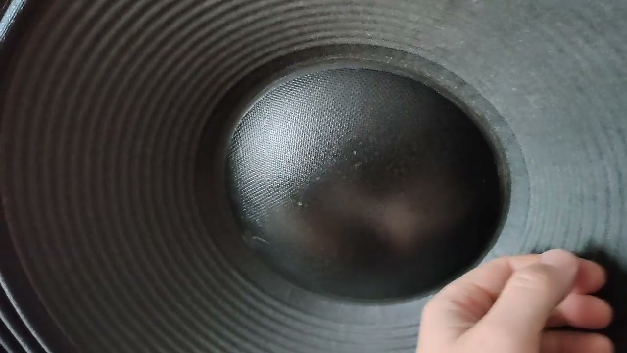 АЧХ с комнаты ЧВ корпуса на концертной 18хе, комната 10 метров (280х320см)