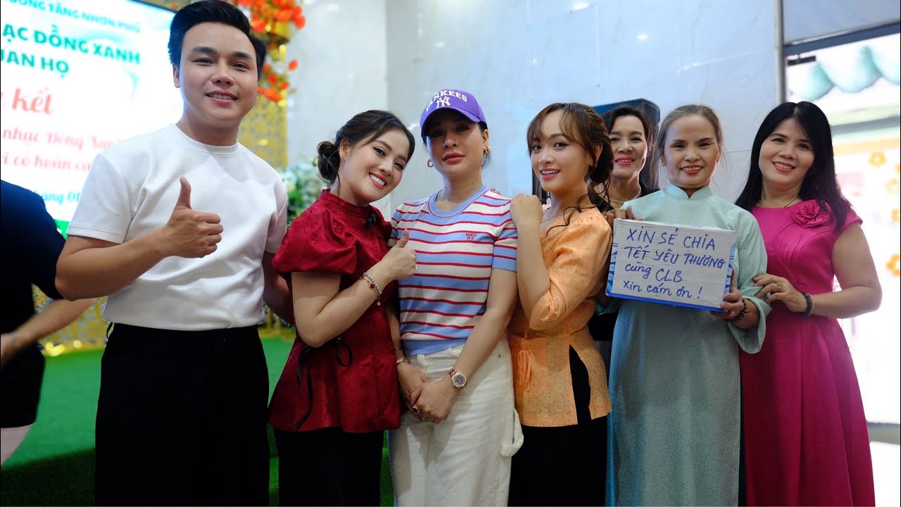 Hồng Loan, Hồng Ni, Bùm Bum, Bầu Show Huy Lê...