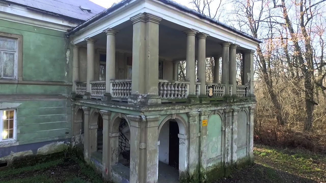 Dwór Brandysa w Brodach (Małopolska)