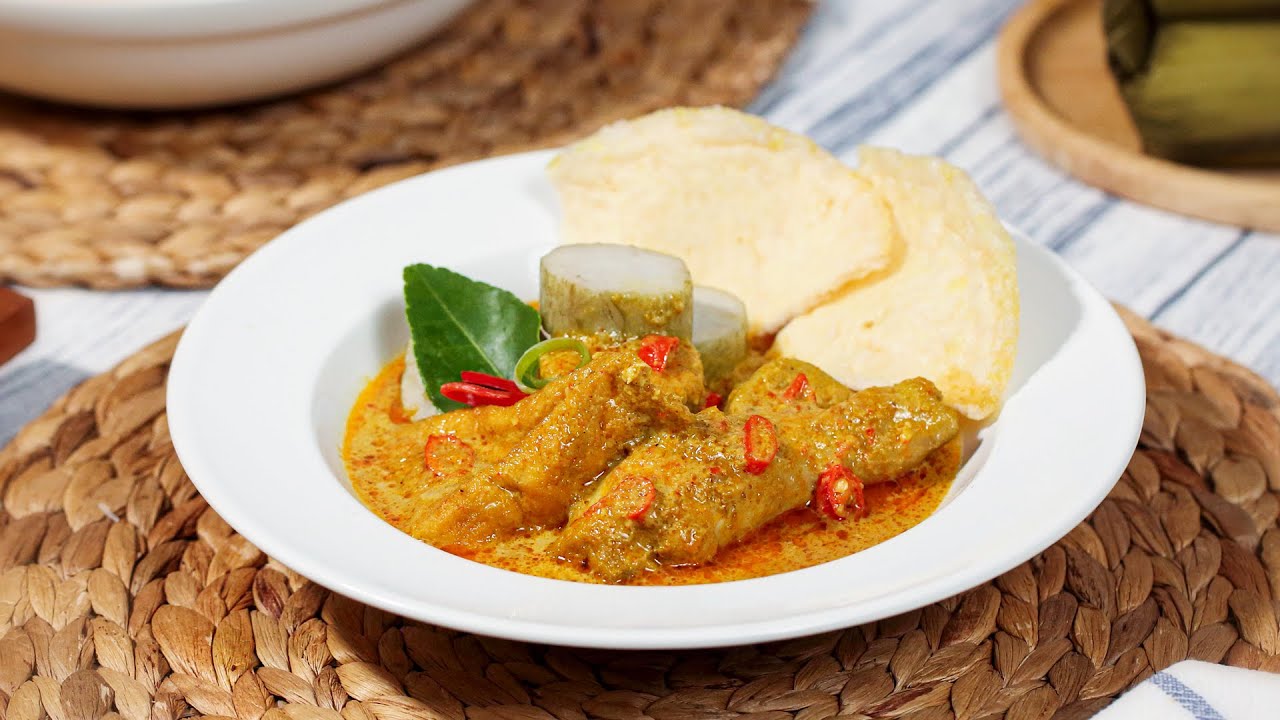 OPOR AYAM TAHU