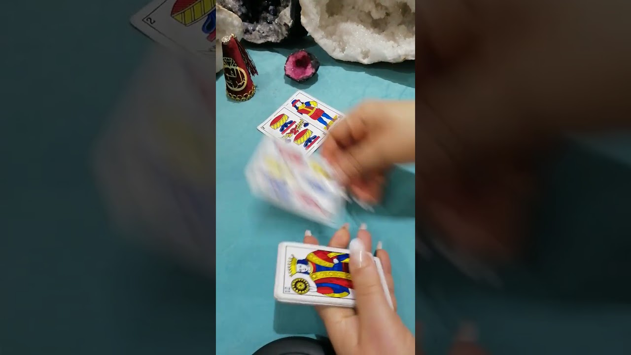 عرافة مغربية فال طاقتك الحالية والقادم لك بالنسبه للبنت السمراء 00212770411580