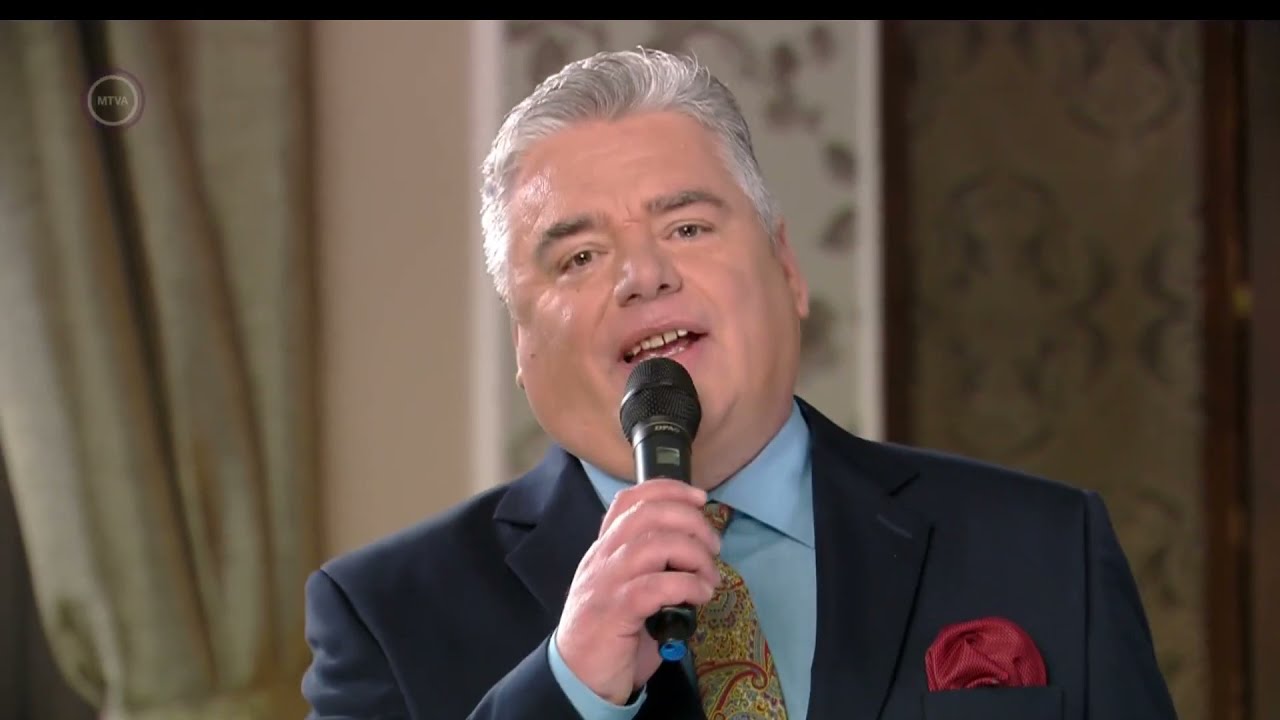 Nádasdi László: Nem siratom én a múltat