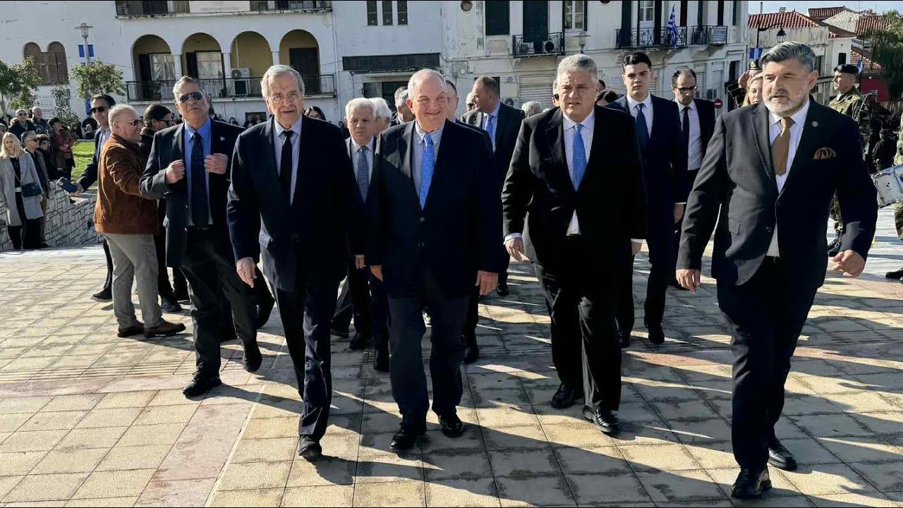 Τα ηχηρά μηνύματα από Κώστα Καραμανλή και Αντώνη Σαμαρά