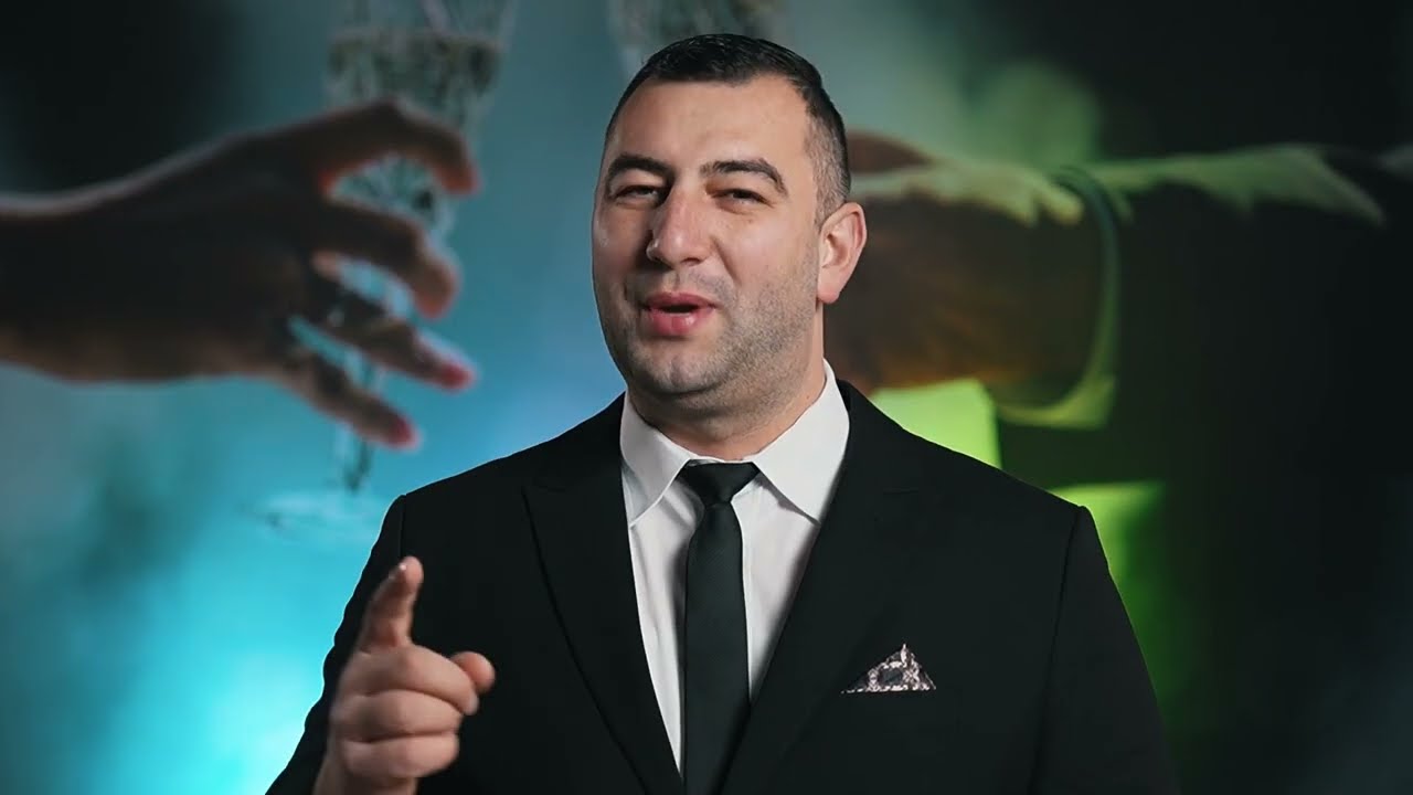 Paul Ionut Gal - Printre gânduri și iubiri
