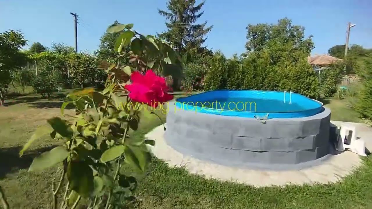 Къща + къща за гости в с. Господиново, община Бяла