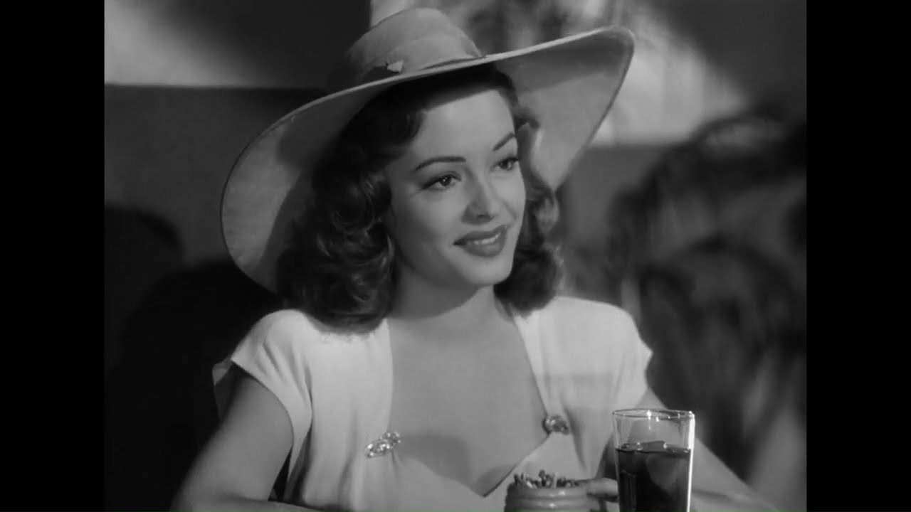 Robert Mitchum Meets Jane Greer in Out of the Past (1947)