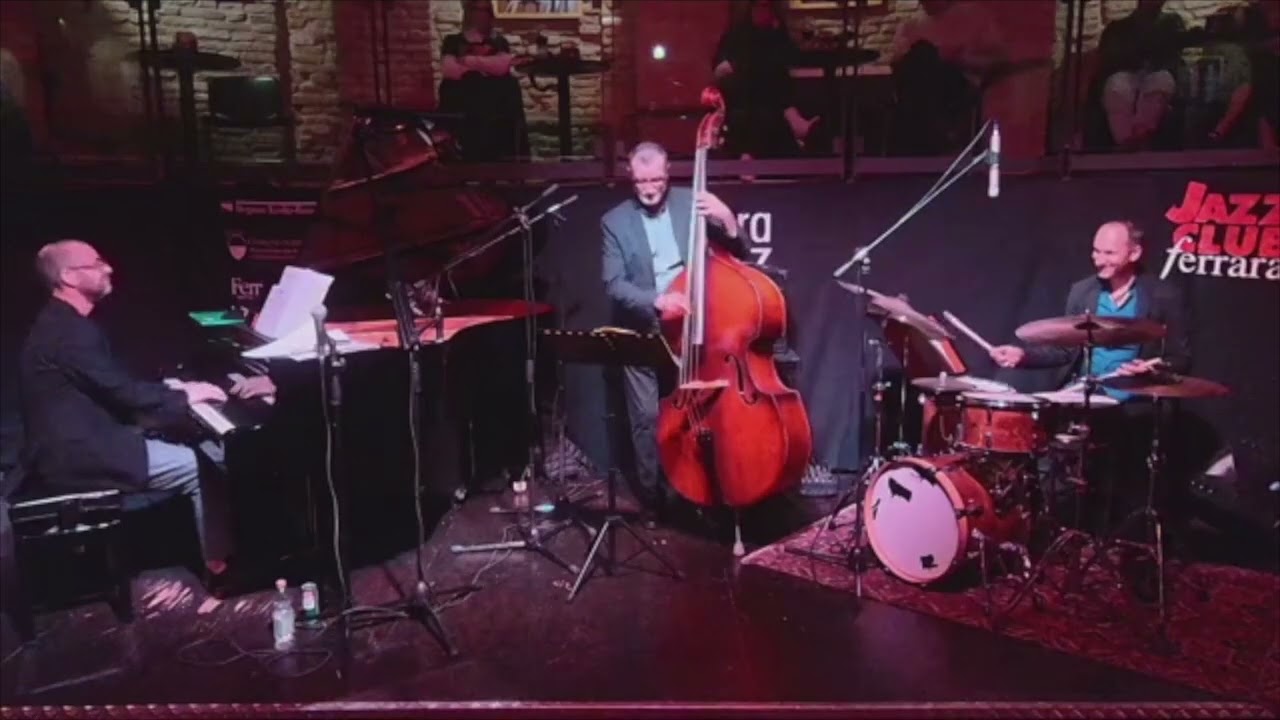 Dario Carnovale trio Giant Steps  feat. Lorenzo Conte (bass) Ferenc Nemeth( drum)