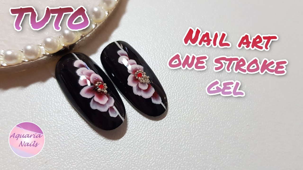 Tuto nail art one stroke en gel